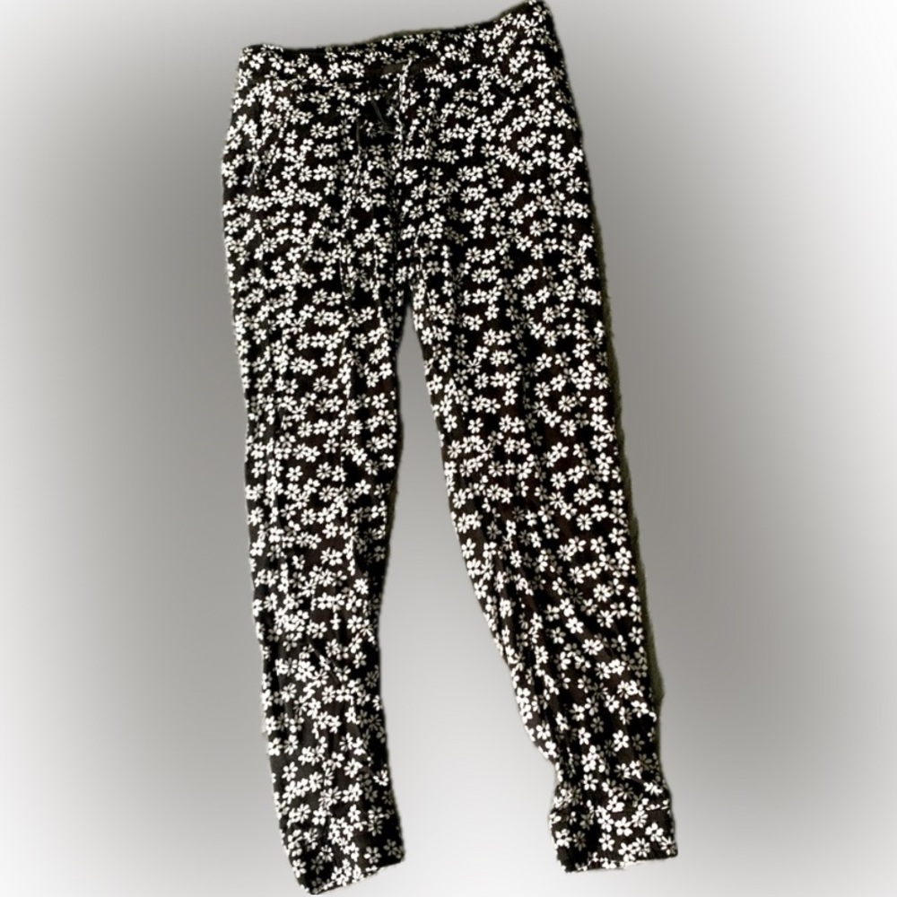 Adorable Black Joggers | with Small White Flowers | Size Medium